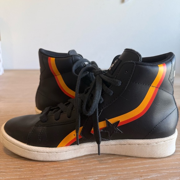 Converse Black and Tan Sneakers - Picture 7 of 8